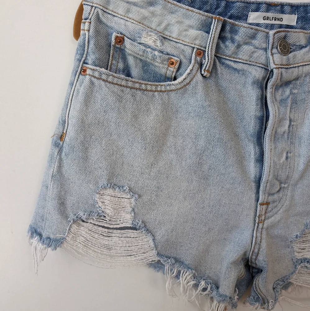 GRLFRND Helena Jean Shorts 28 High Rise Cut Off  Kiki Distressed